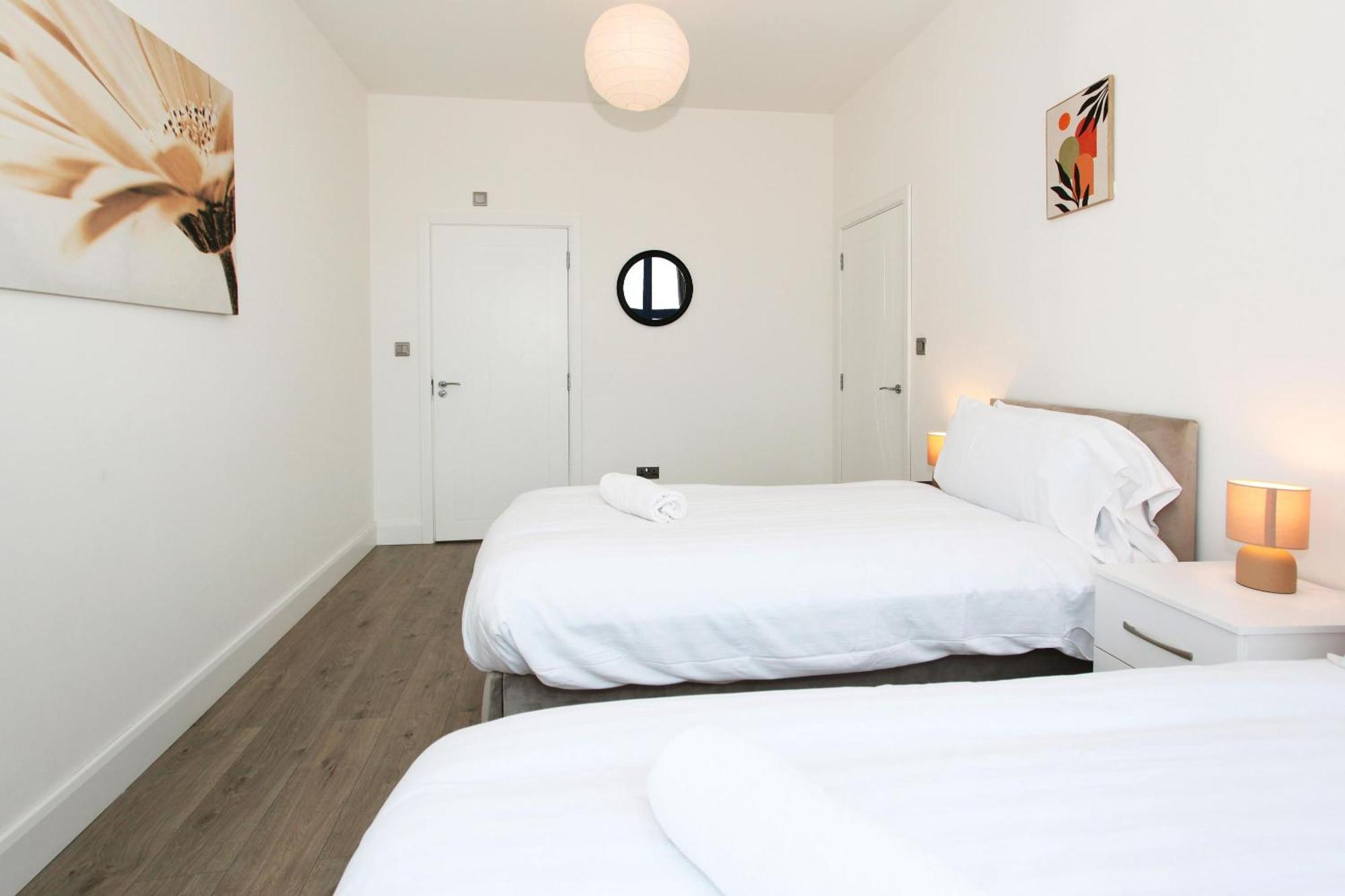 Sapphire House Apartments 特尔福德 外观 照片