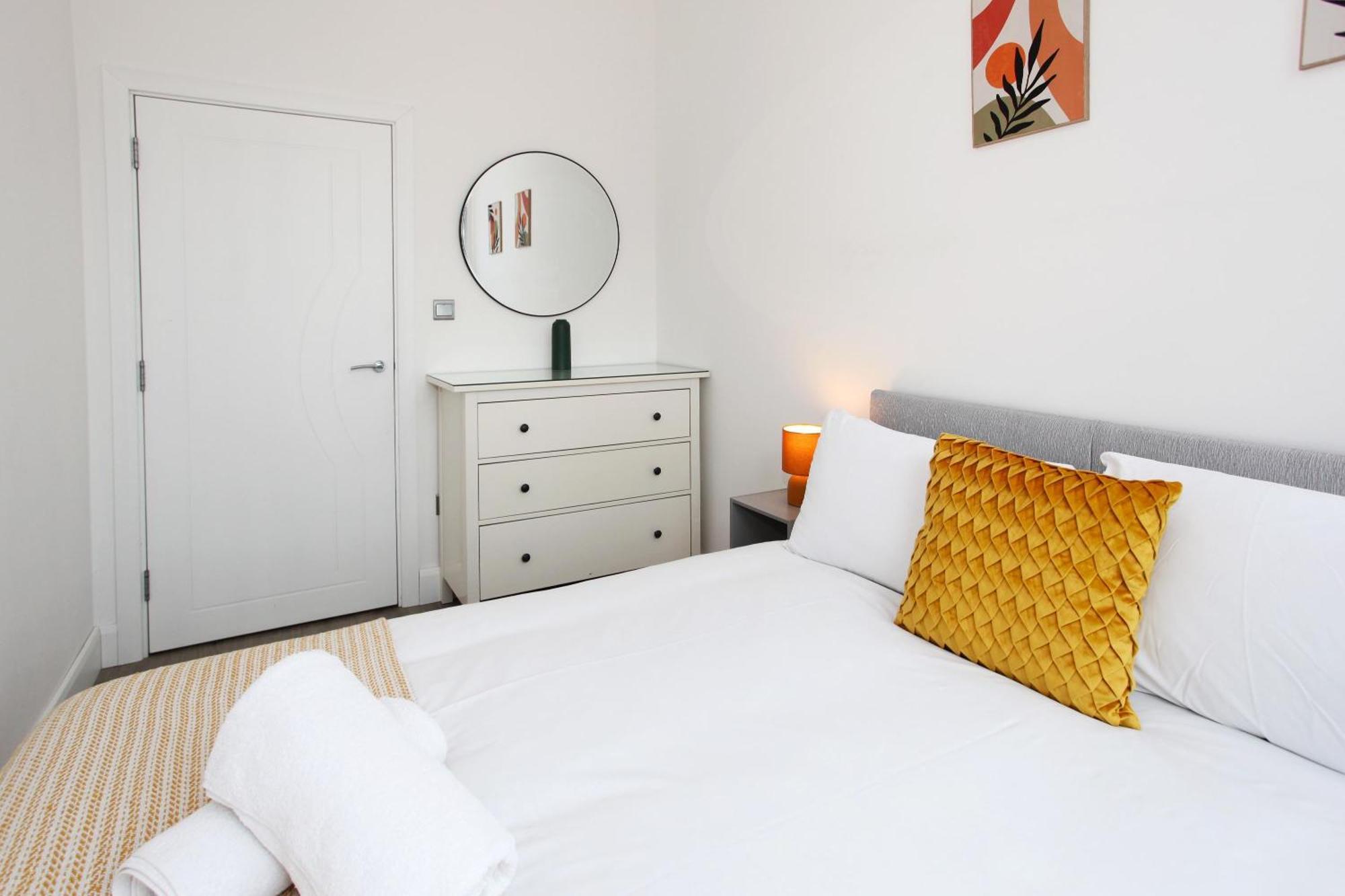 Sapphire House Apartments 特尔福德 外观 照片