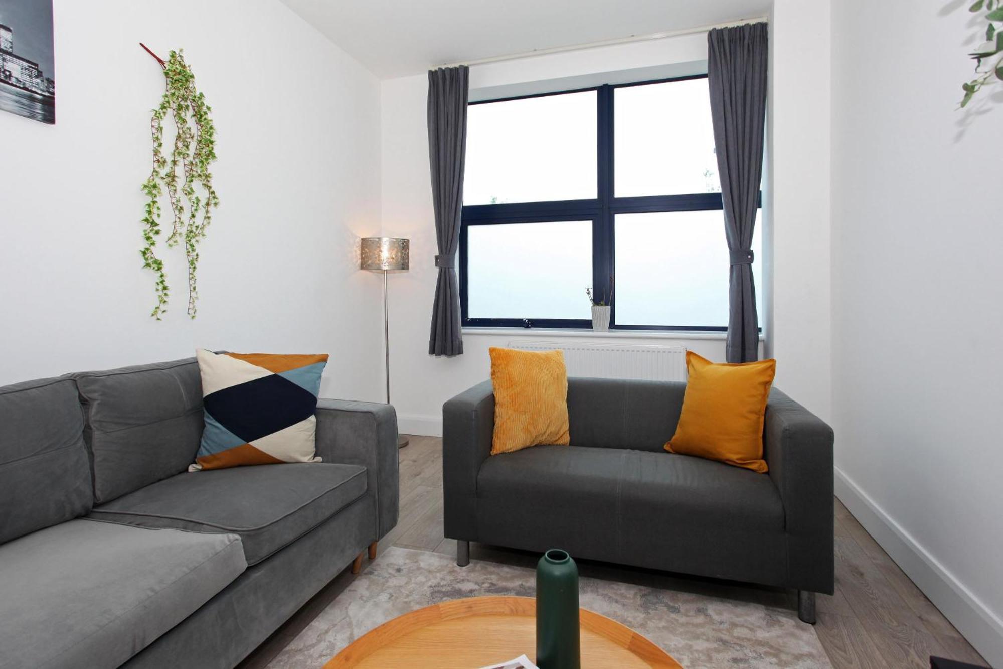 Sapphire House Apartments 特尔福德 外观 照片